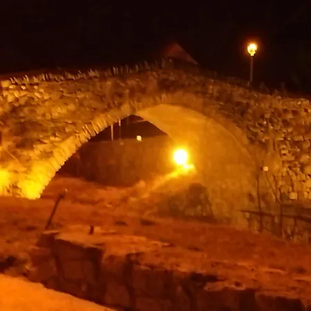 L'atic אספוט